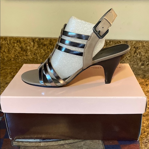 Bandolino Heels - Picture 1 of 8
